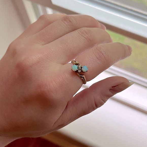 Victorian Opal Diamond Ring - Picture 3 of 5